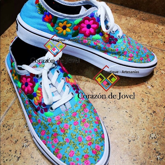 Mexican handmade shoe - Picture 2 of 8